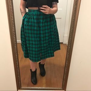 LizSport Petites vintage pleated mini skirt